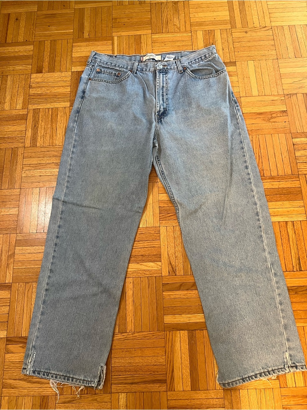 Levi's 550 Light Blue Relaxed Straight Jeans for Men Size 40x32